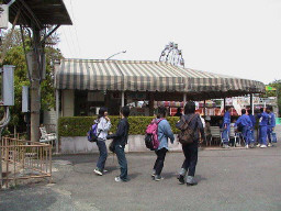 �N���b�N����ƈꖇ�\�����܂�